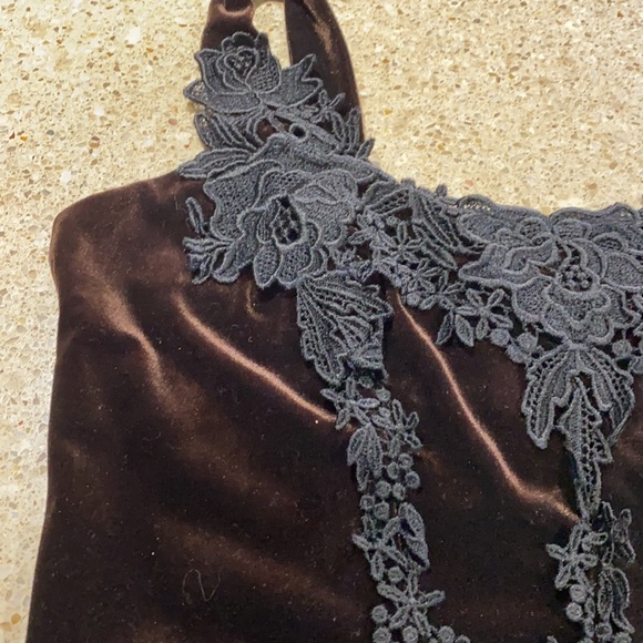 Velvet & Lace Flora Nikrooz Top - Picture 5 of 6